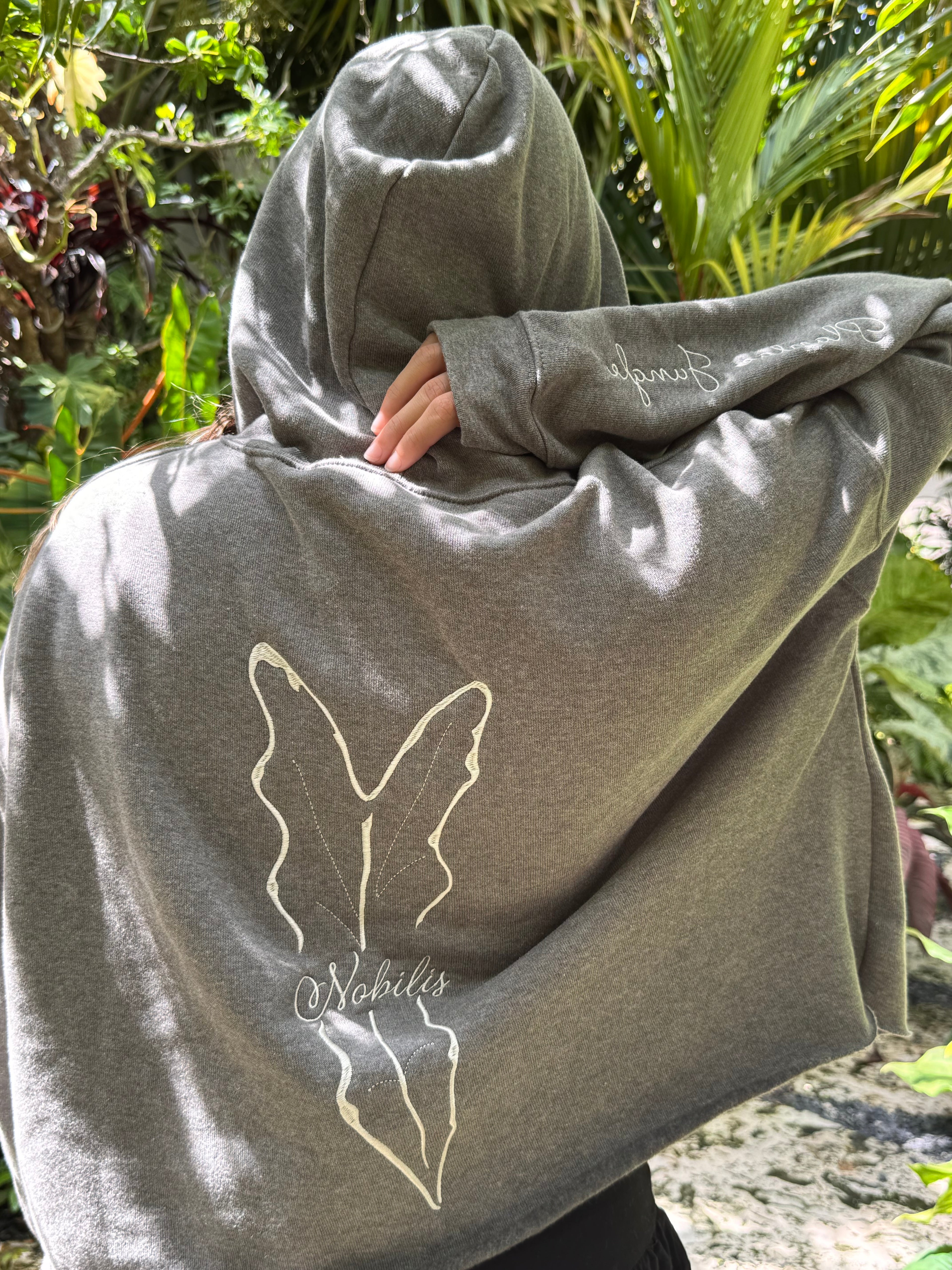Fleece Hoodie cropped w/ back Design - Embroidered Alocasia Pink Nobilis