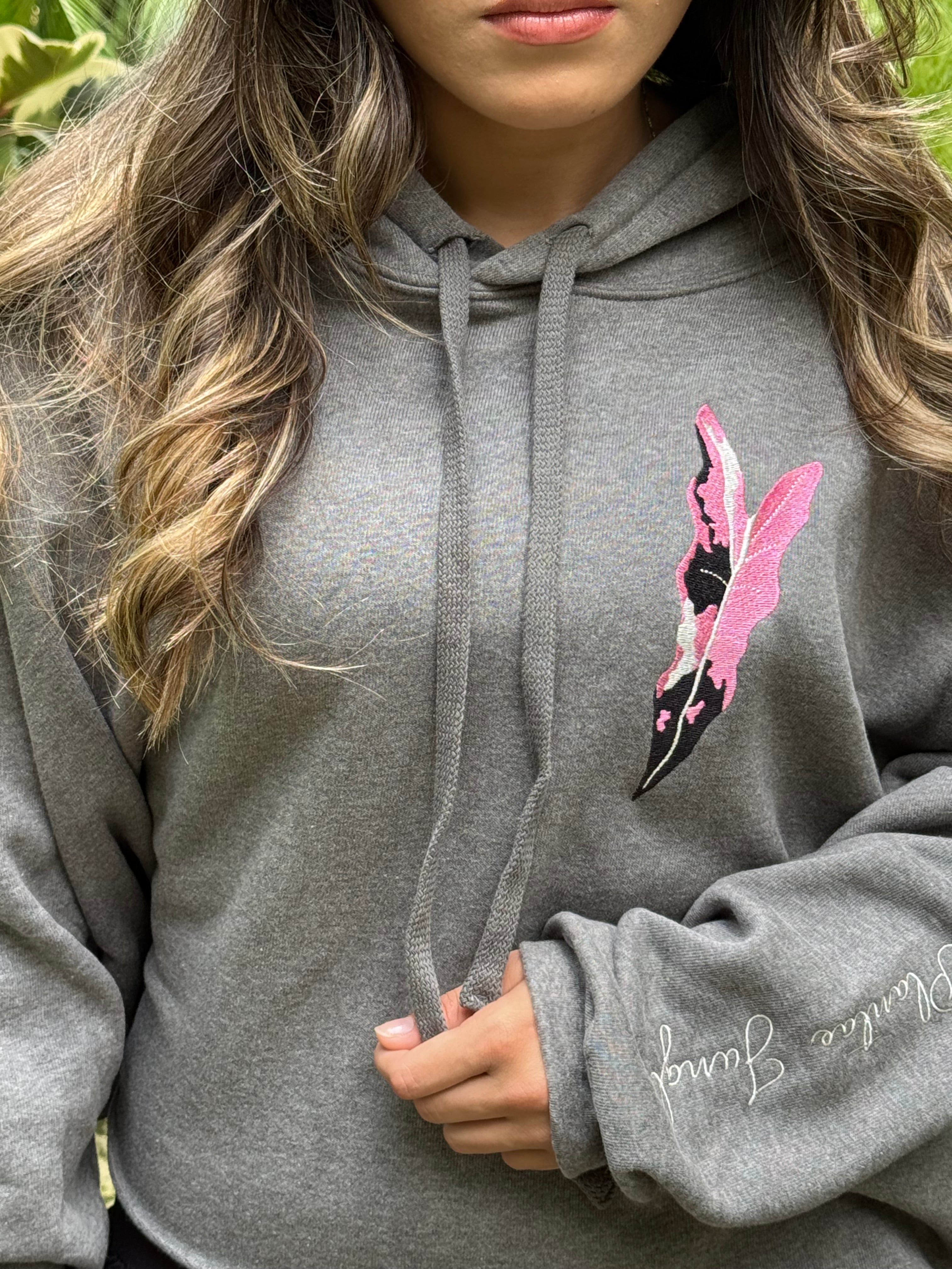 Fleece Hoodie cropped w/ back Design - Embroidered Alocasia Pink Nobilis