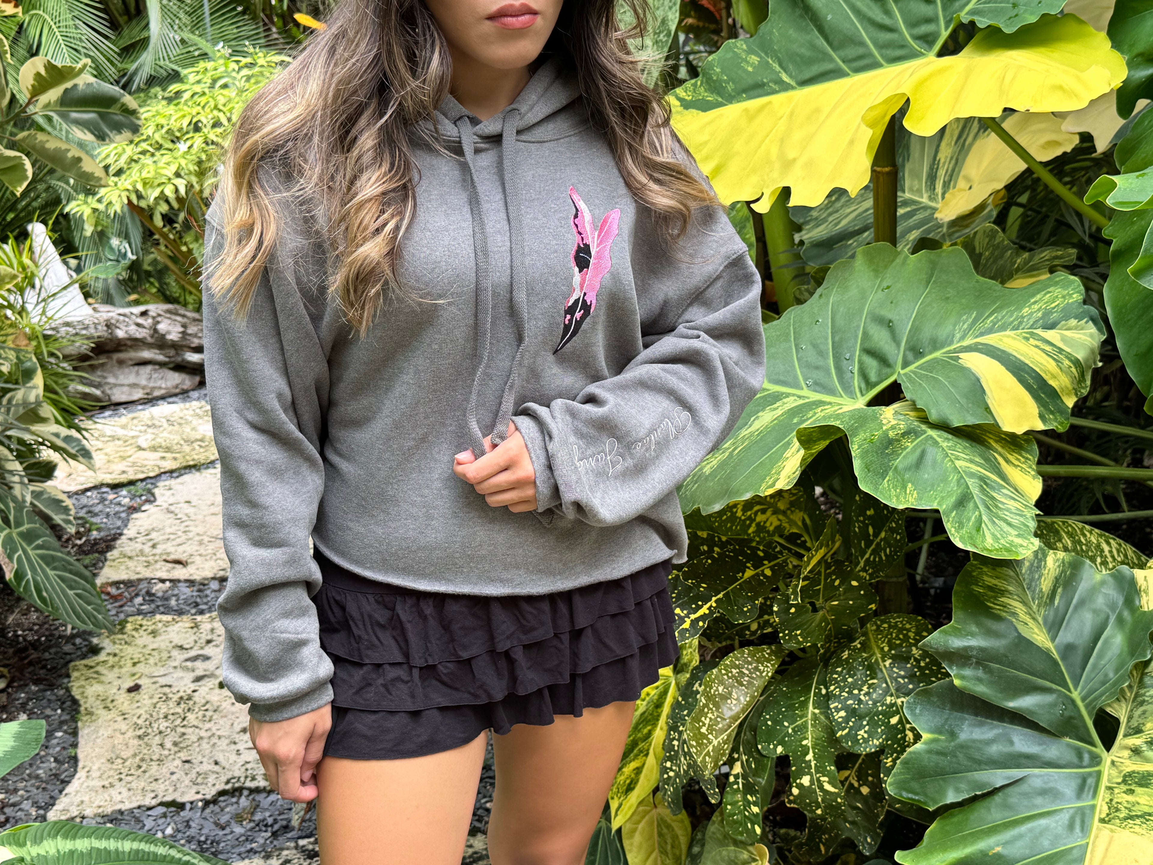 Fleece Hoodie cropped w/ back Design - Embroidered Alocasia Pink Nobilis