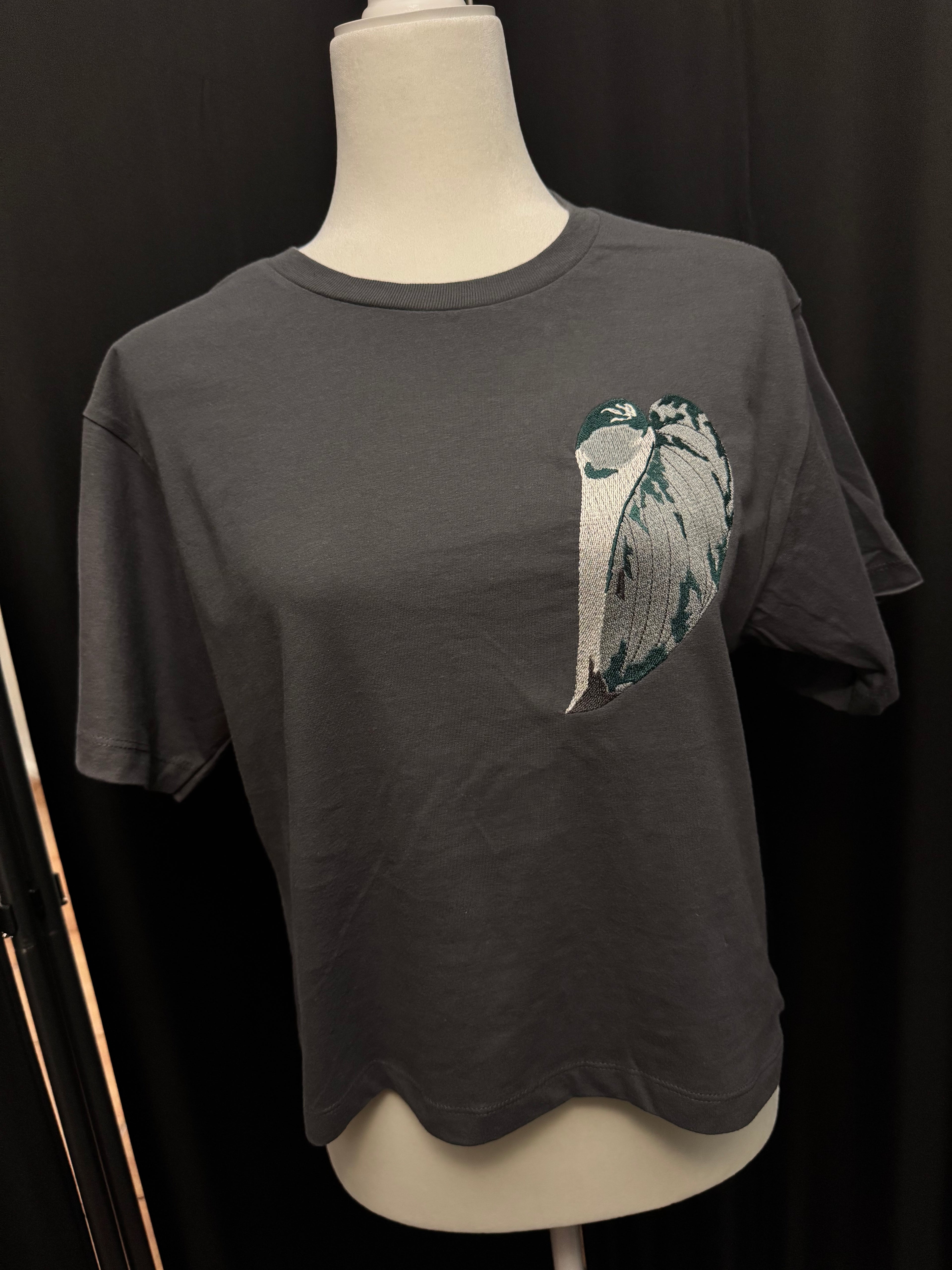 T-Shirt - Embroidered Scindadpsus Pictus Mariposa